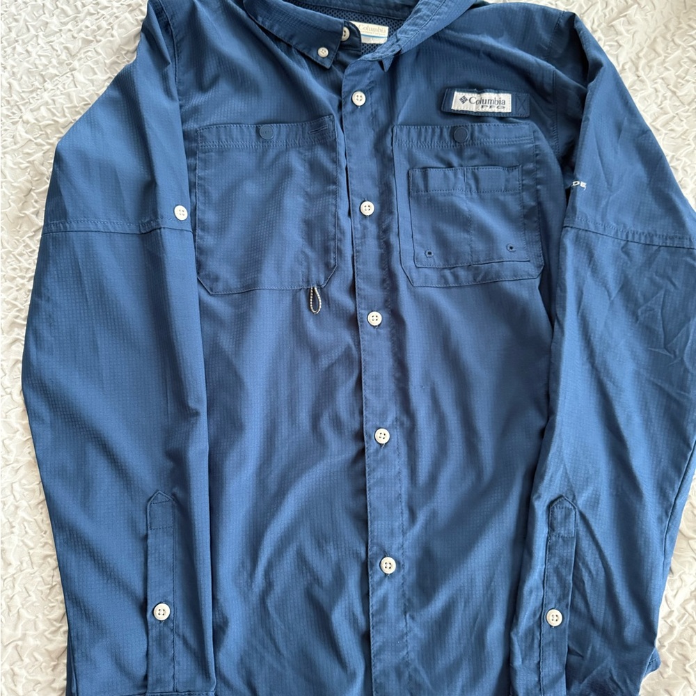 Columbia Blue Lightweight Shirt, Omni-shade, for Outdoor Adventures Youth L